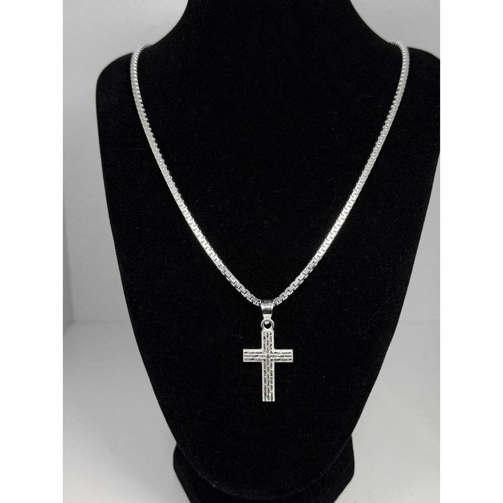 Italian Sterling Silver 925 Greek Key Box Chain Cross Pendant Necklace 21 In